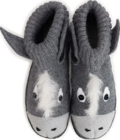 Kitz Pichler |a ~ Hüttenschuh ~ Esel