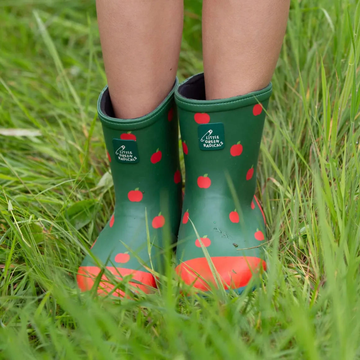 Little Green Radicals ~ Winter Gummistiefel ~ Red Apples