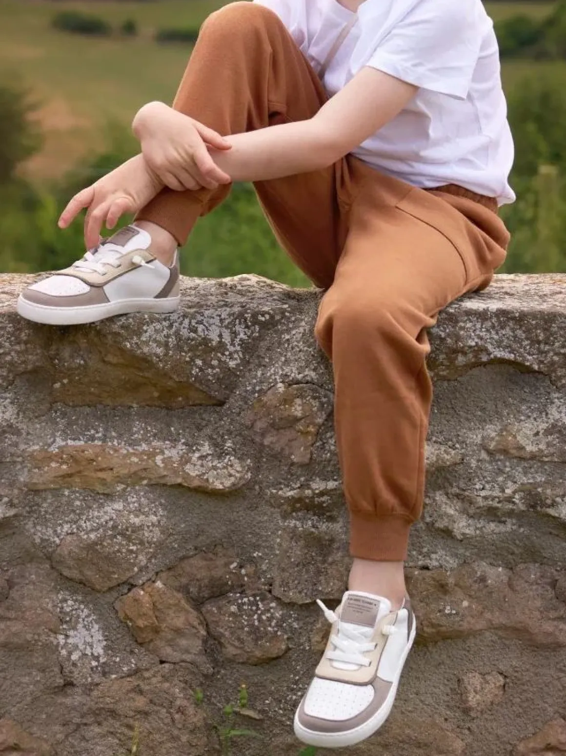 Muris ~ Nuuk Junior LowCut Sneaker vegan ~ Taupe