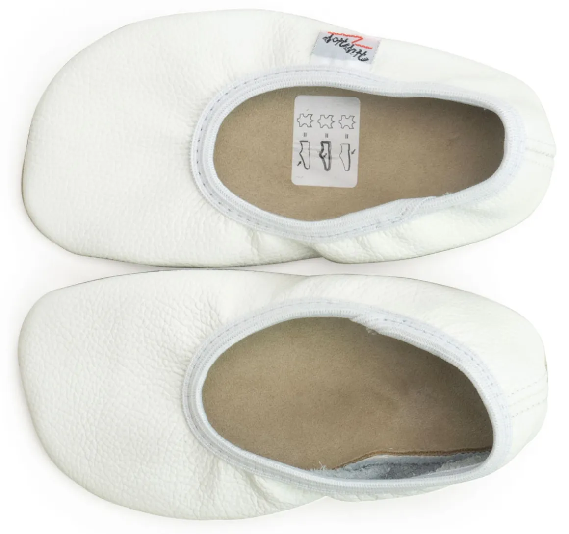OmaKing ~ HipHop Slipper ~ White