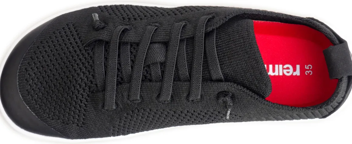 Reima ~ Astelu LowCut Sneaker ~ Black