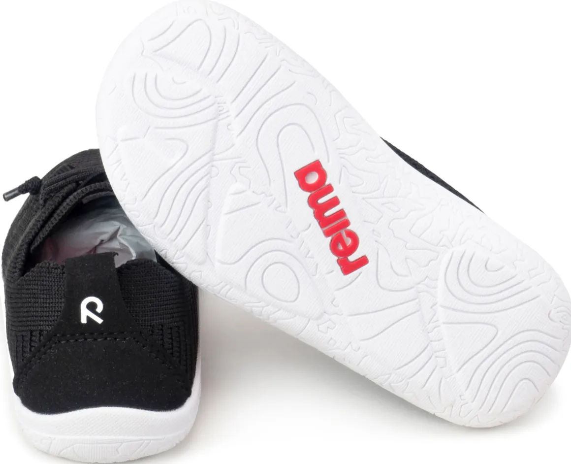 Reima ~ Astelu LowCut Sneaker ~ Black