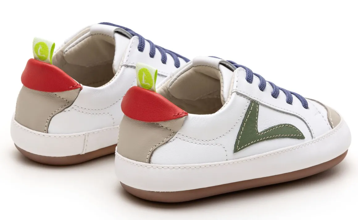 Tip Toey Joey |t ~ Ground Sneaker ~ White