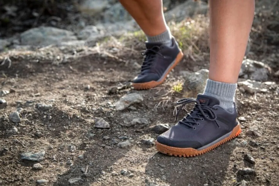 Xero |f ~ Ridgeway Mesh Low ~ Faded Black